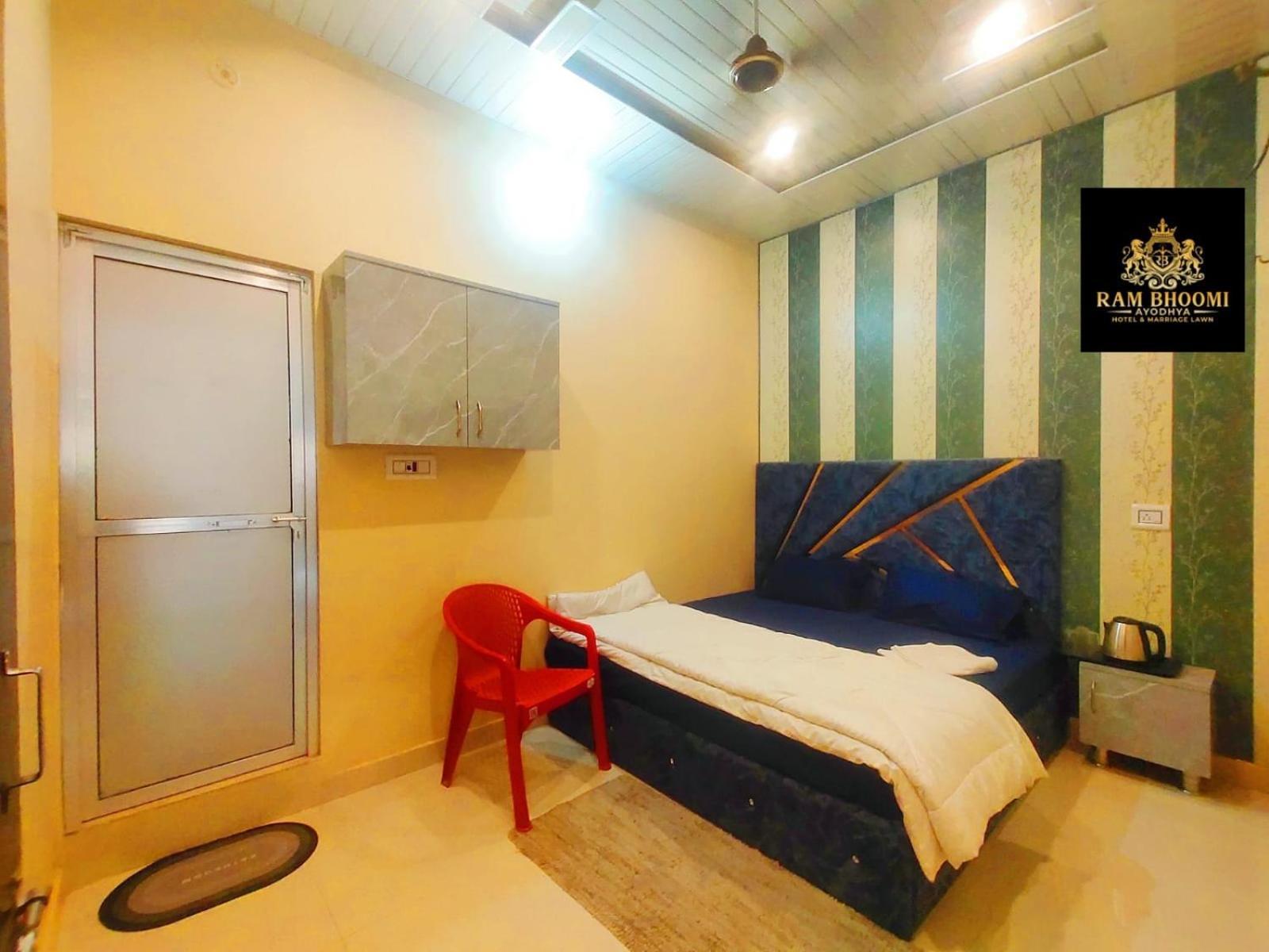 Hotel Rambhoomi Ayodhya Room photo